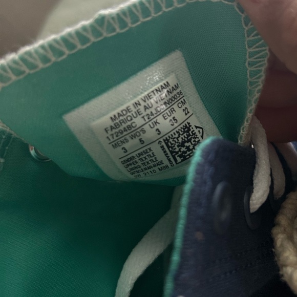 Limited edition Color Pop converse - Picture 6 of 6